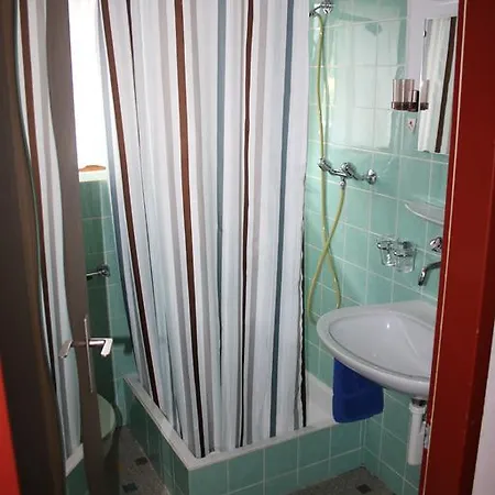 Petersgrat Inn 2*