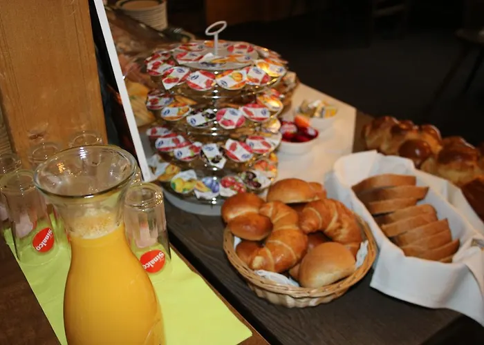 Han/Misafirhane Petersgrat Kippel